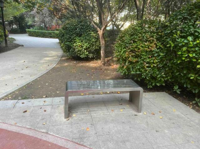 适老化方面这些做得还不错但还有改进空间不朽情缘华商报记者走访了12座城市公园(图14)